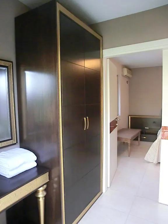 Hotel Old Town Rooms Tirana
